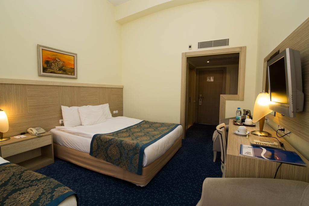 King Hotel Cankaya Анкара Екстер'єр фото