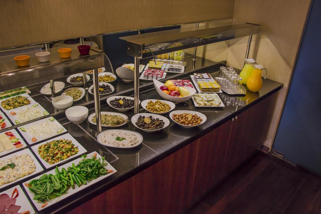 King Hotel Cankaya Анкара Екстер'єр фото