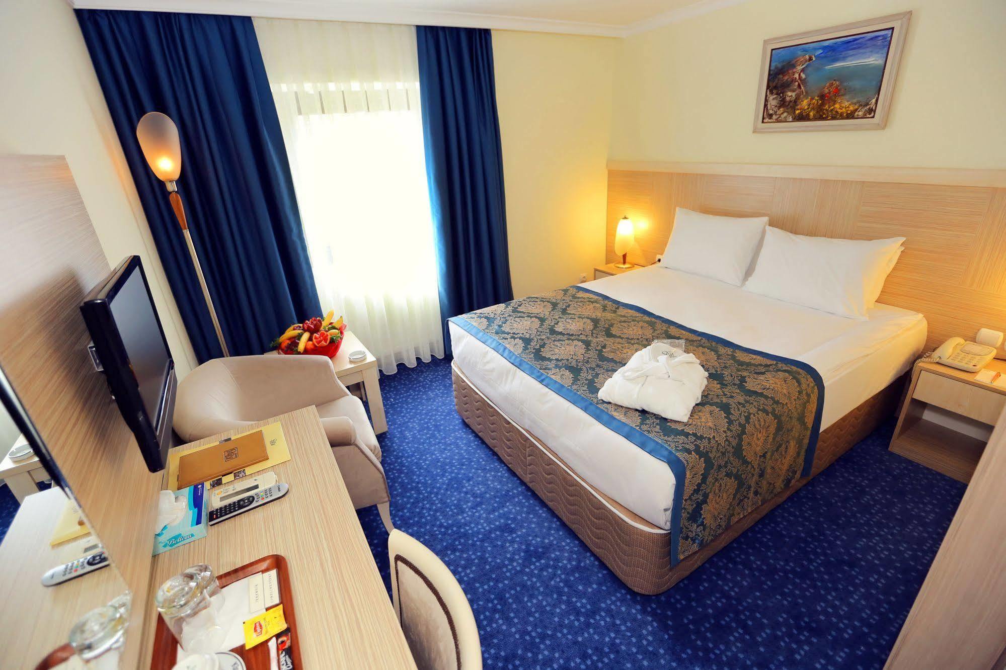 King Hotel Cankaya Анкара Екстер'єр фото