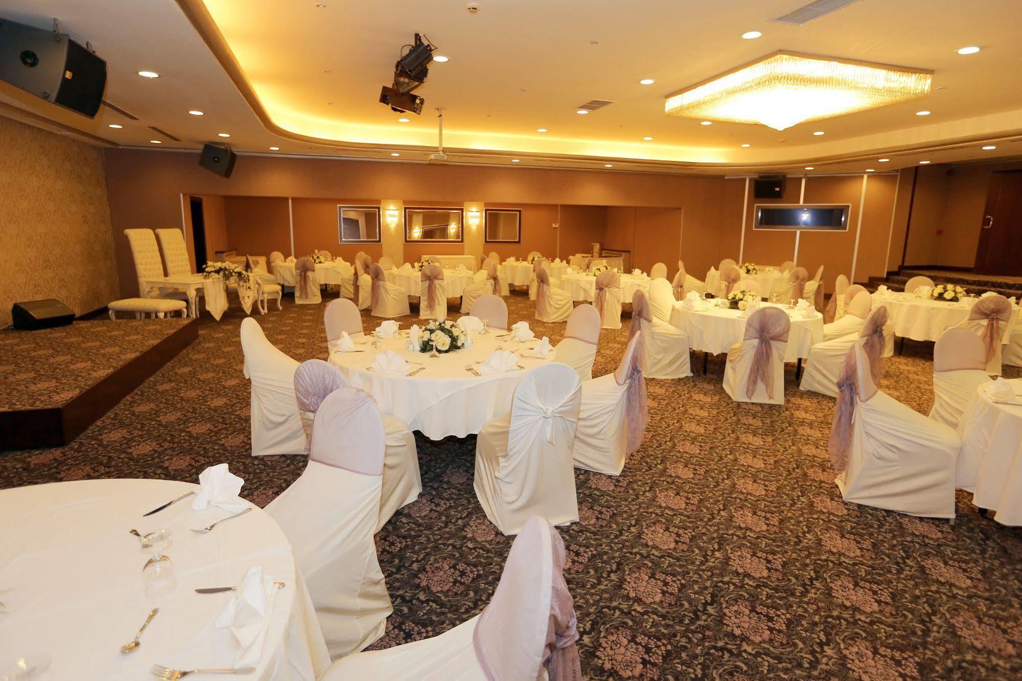 King Hotel Cankaya Анкара Екстер'єр фото